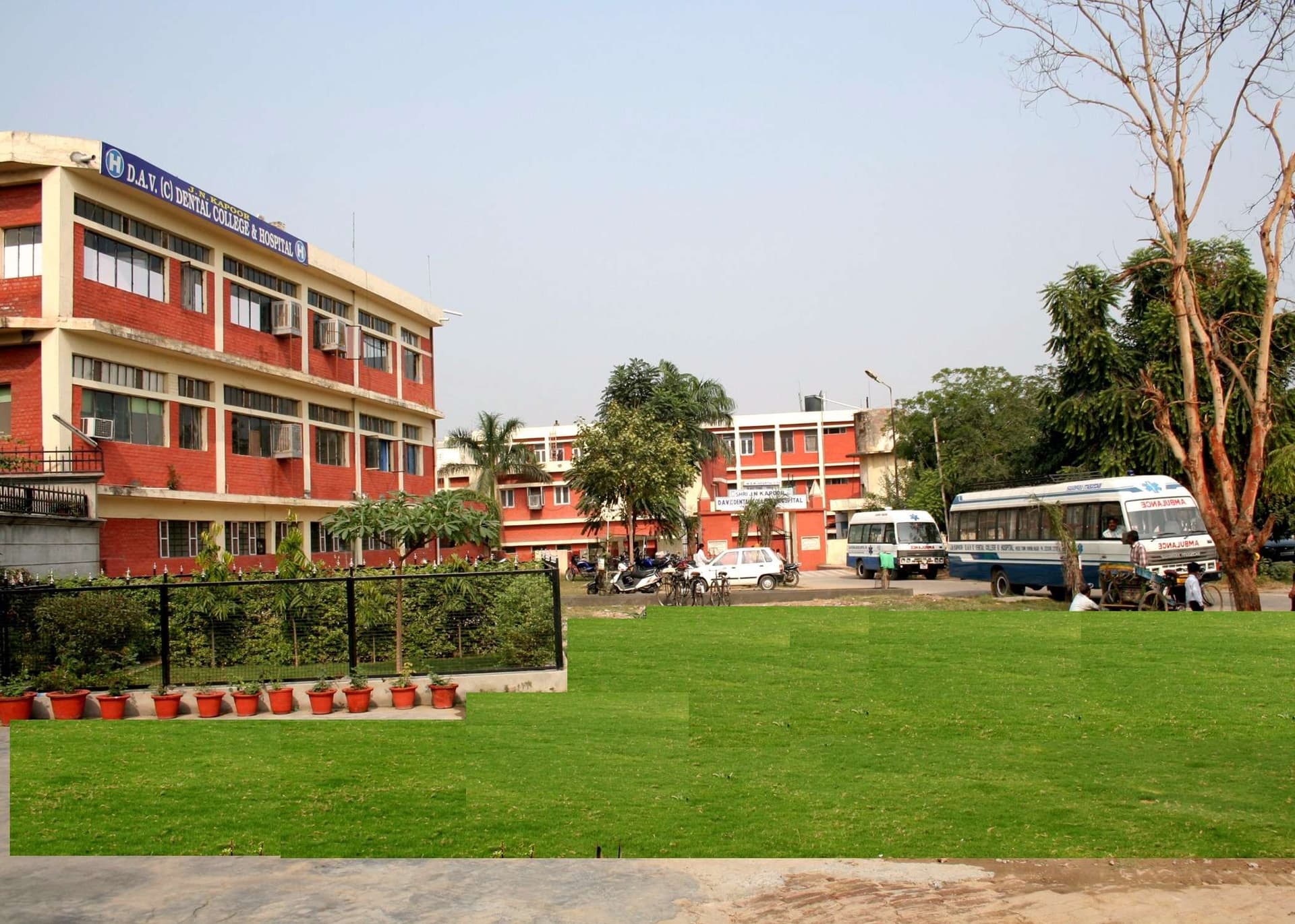 J.N. Kapoor D.A.V. Centenary Dental College-image