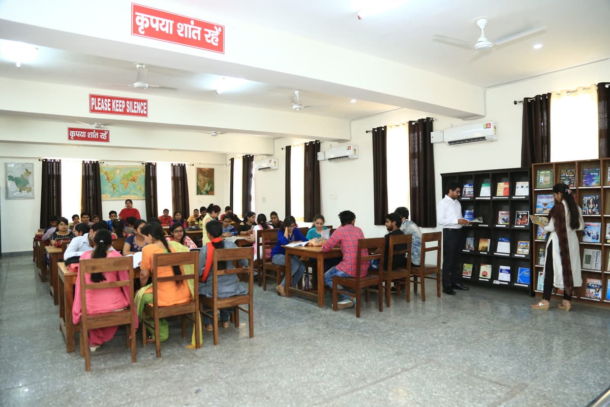 Sh LN Hindu College-gallery-image-4