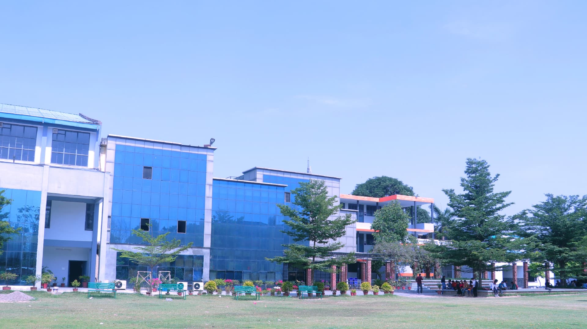 Guru Nanak Khalsa College-image