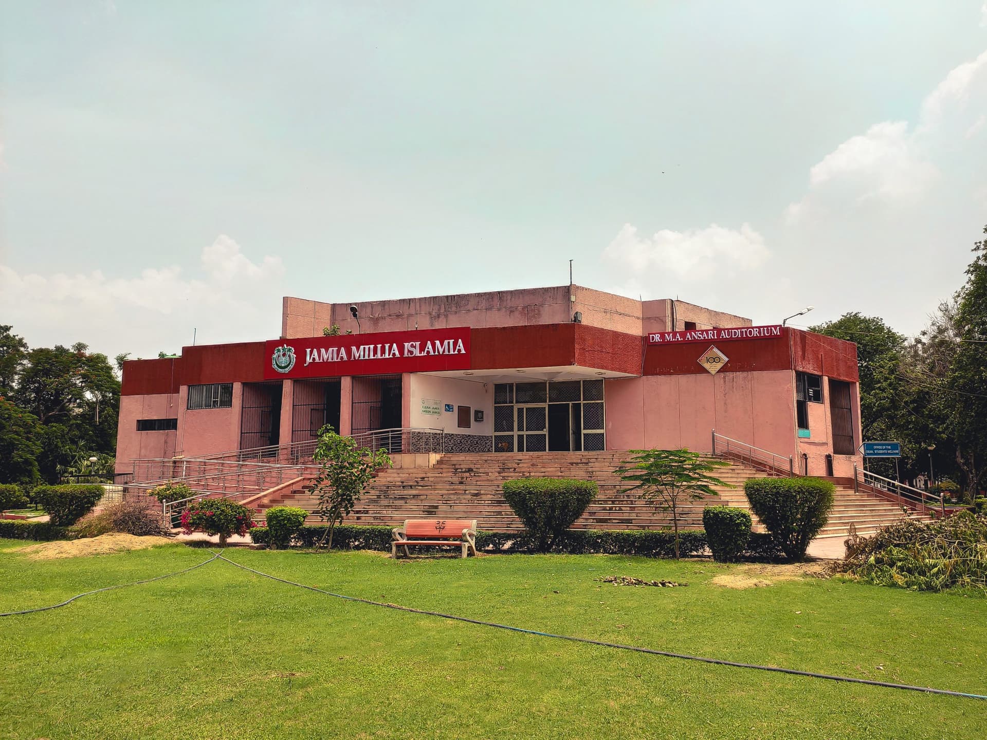 Jamia Millia Islamia University-image