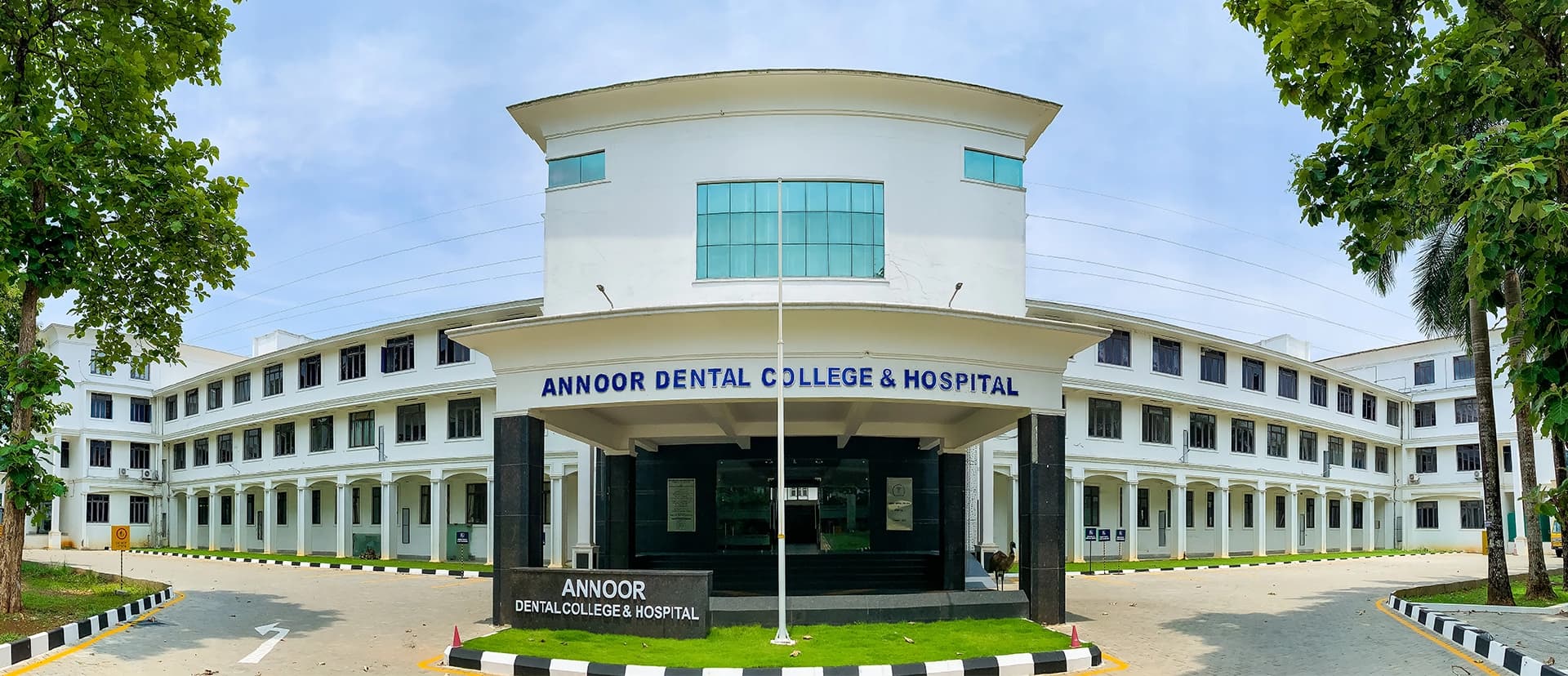 Annoor Dental College & Hospital-image