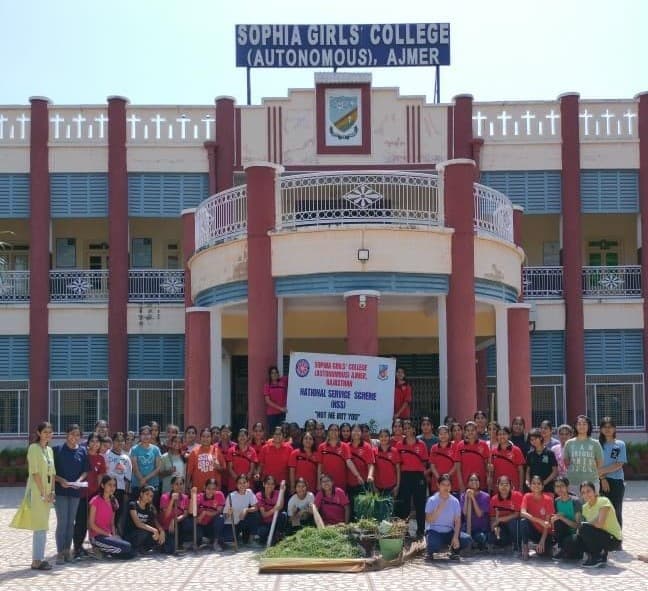 Sophia Girls' College-image