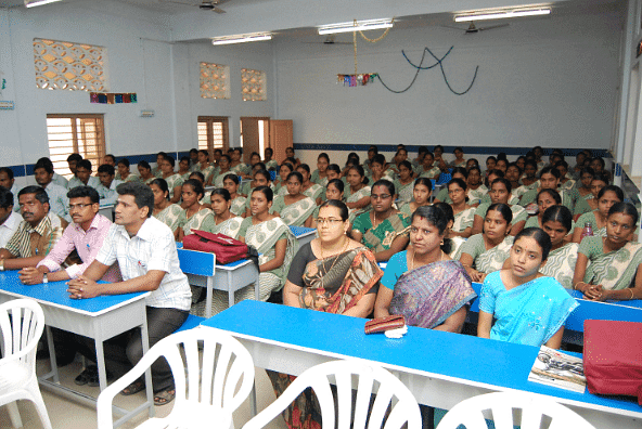 Ayira Vaisya College of Education-image