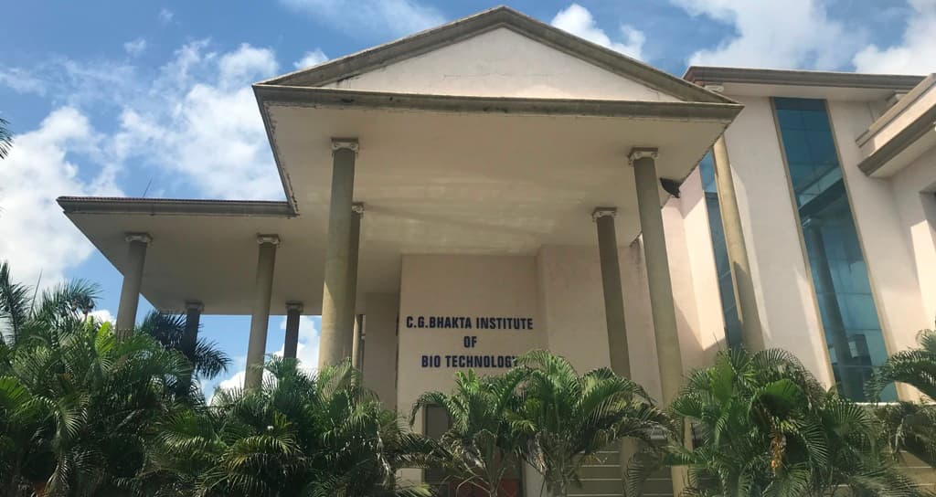 C. G. Bhakta Institute of Biotechnology, Uka Tarsadia University-gallery-image-2