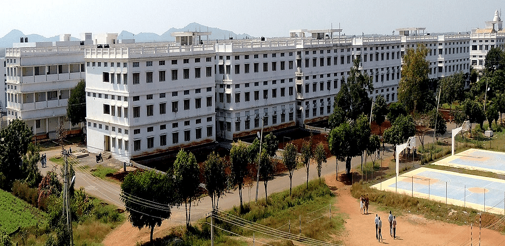 QISCET-gallery-image-1