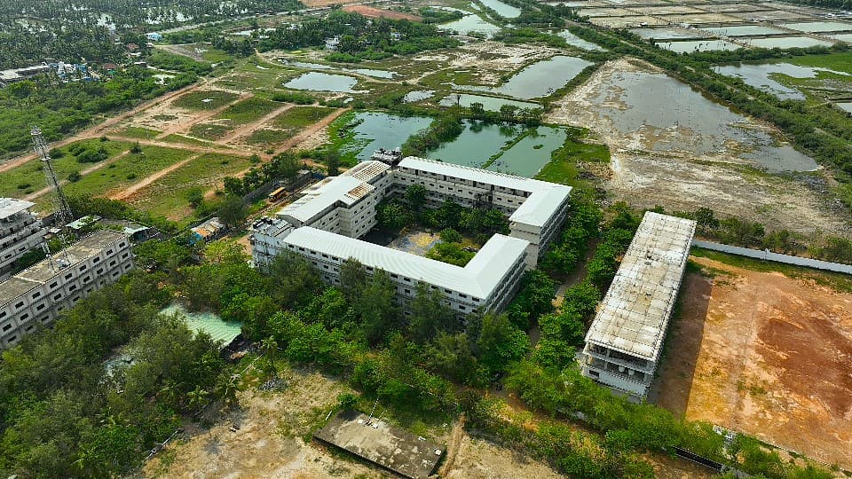 Kakinada Institute of Engineering and Technology for Women-image