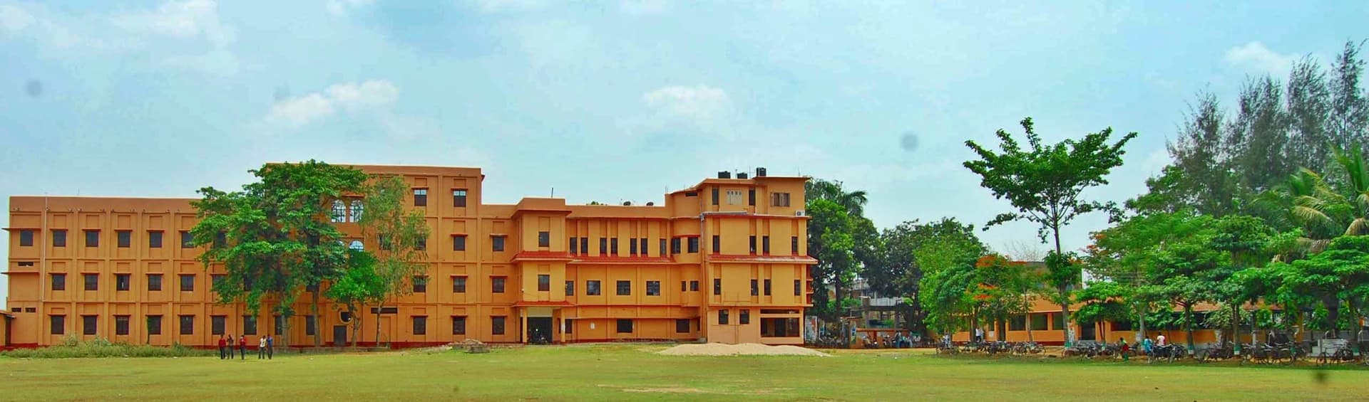 Bhatter College-image