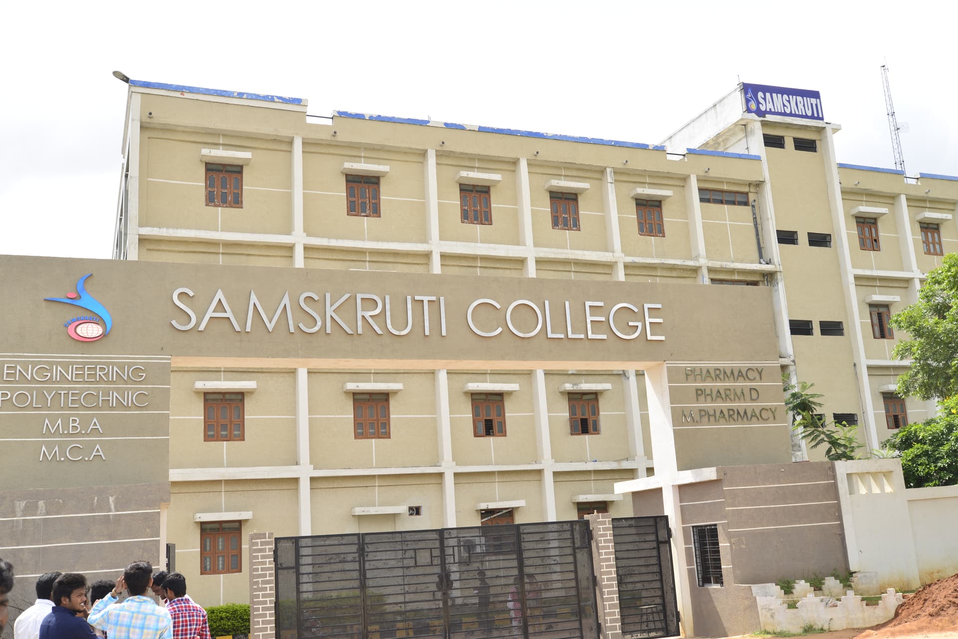 Samskruti College of Pharmacy-image
