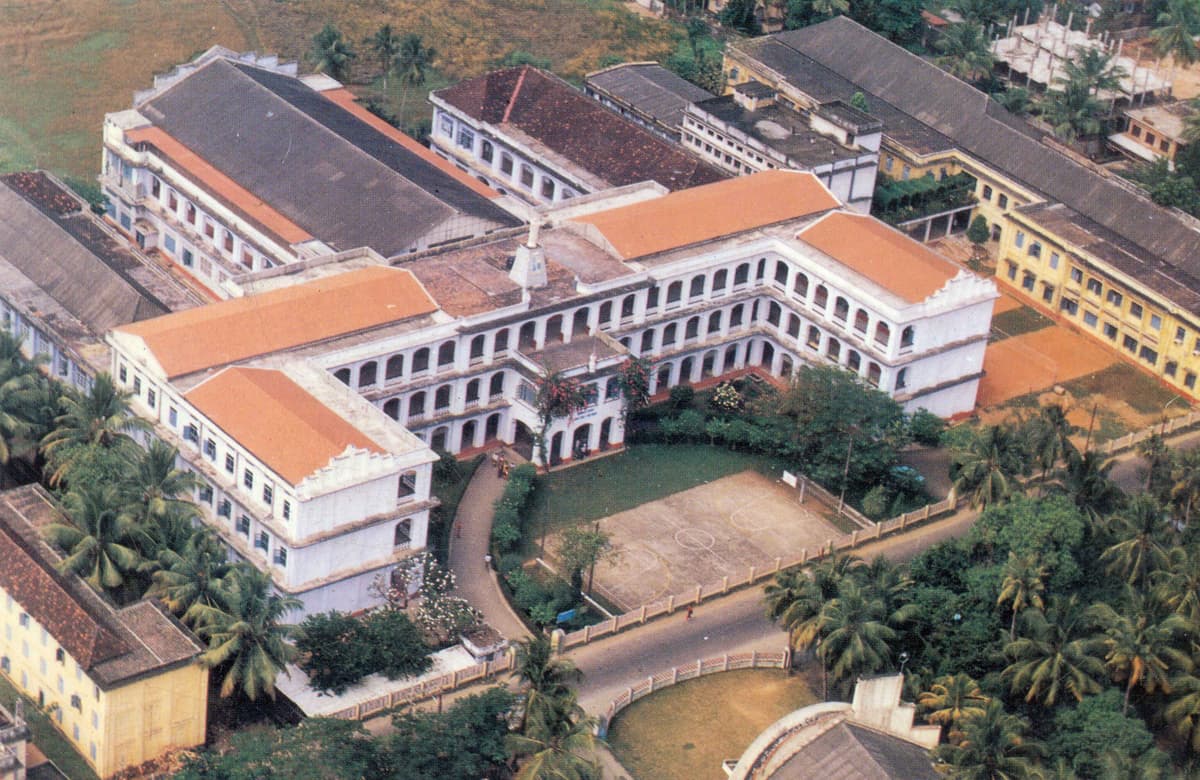 SH College-gallery-image-3