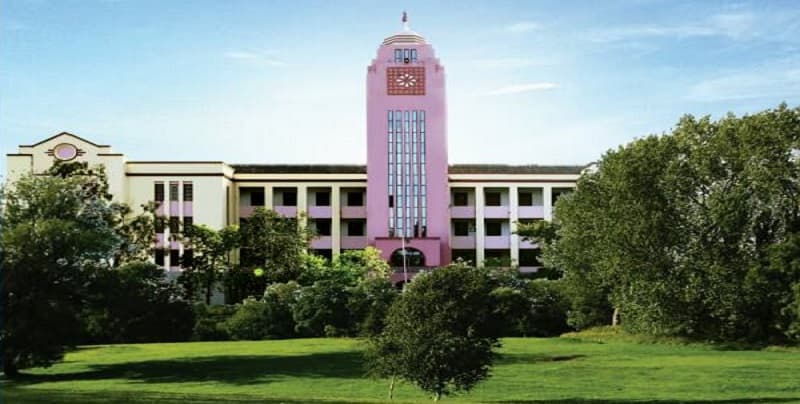 Mar Ivanios College-image