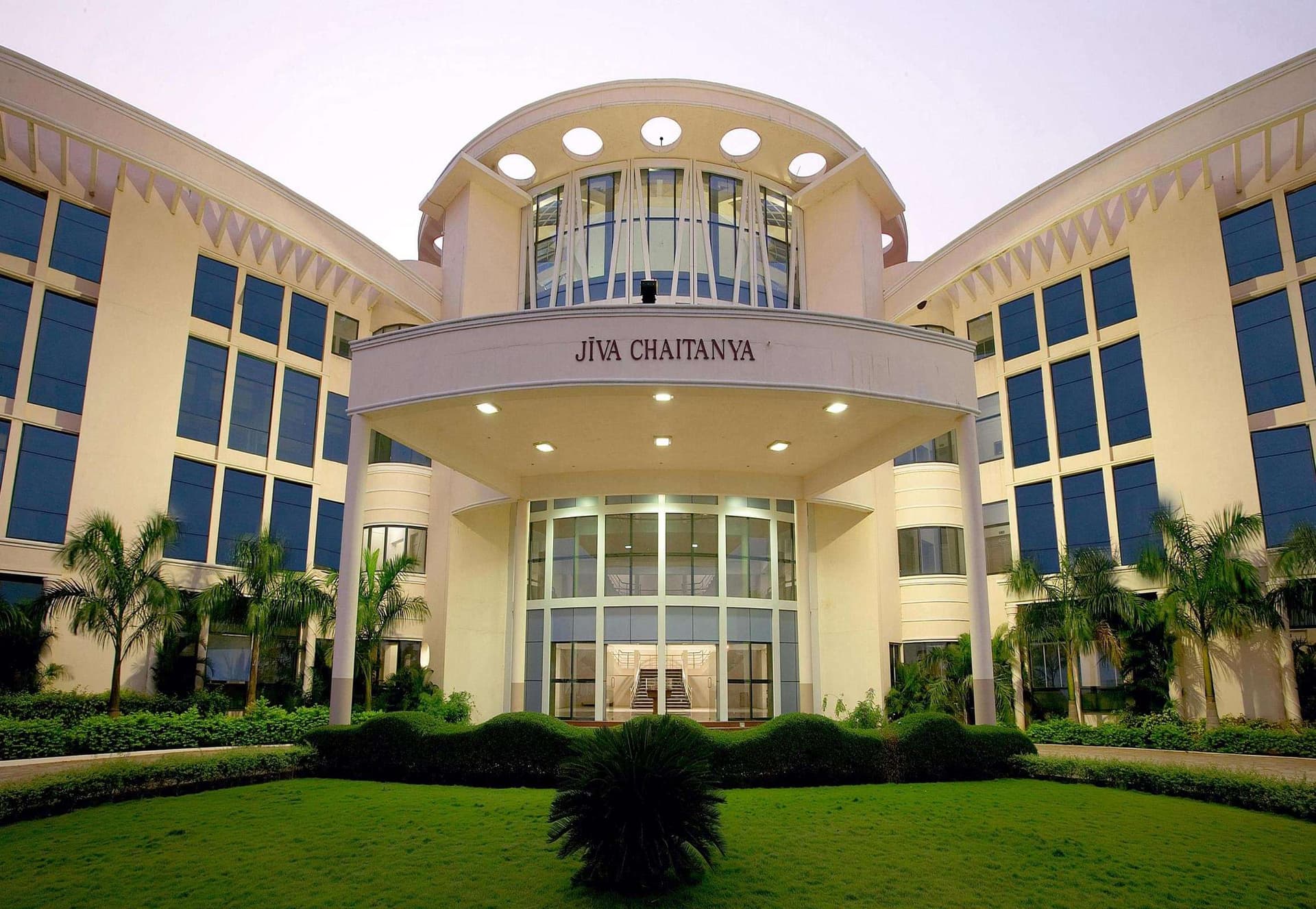 Shanmugha Arts, Science, Technology & Research Academy-image