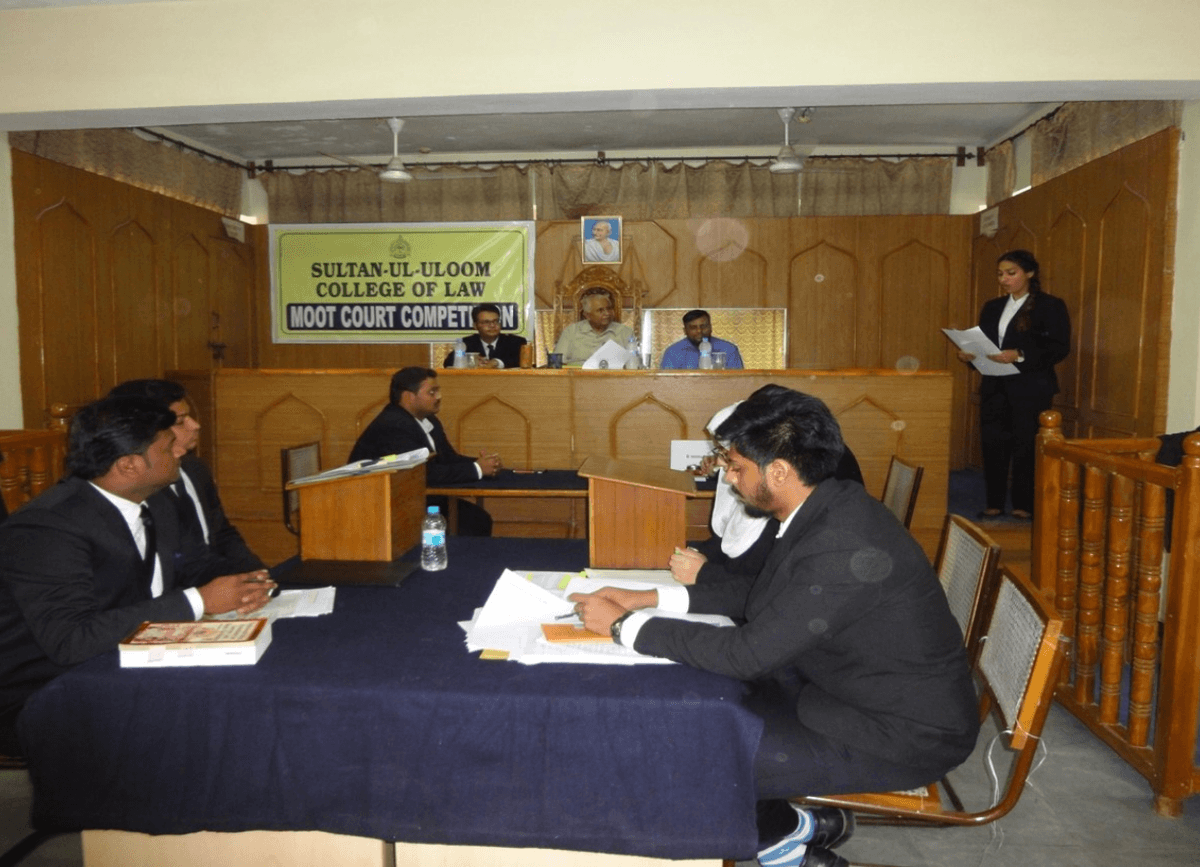 SUES College of Law-gallery-image-4