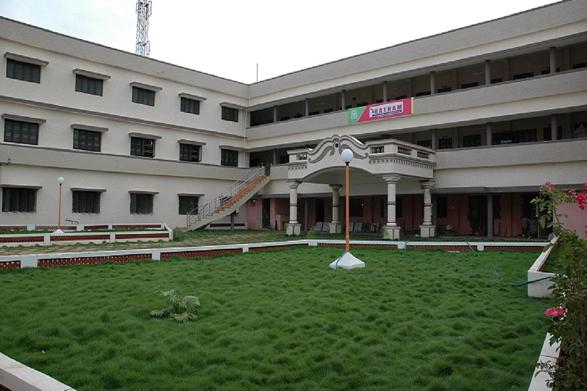 Ratnam Institute of Pharmacy-image