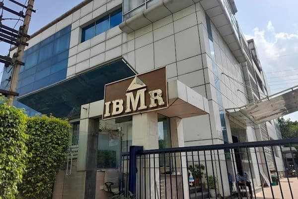IBMR Business School-gallery-image-0