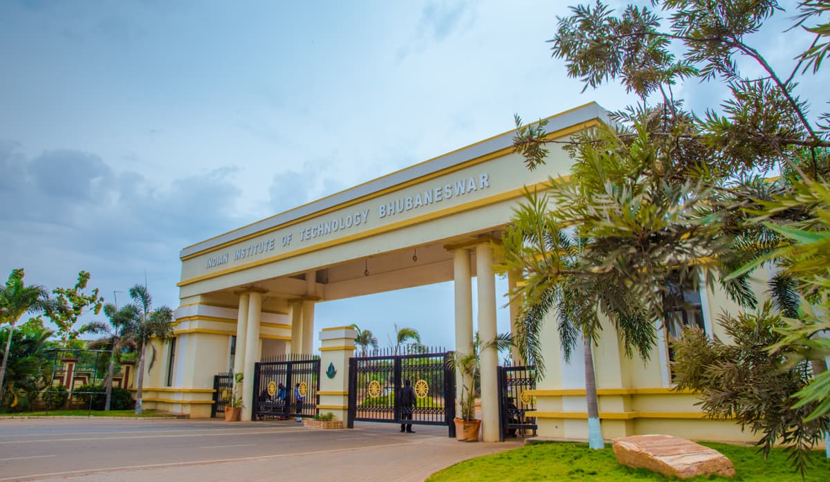 Institute of Science and Information Technology-image