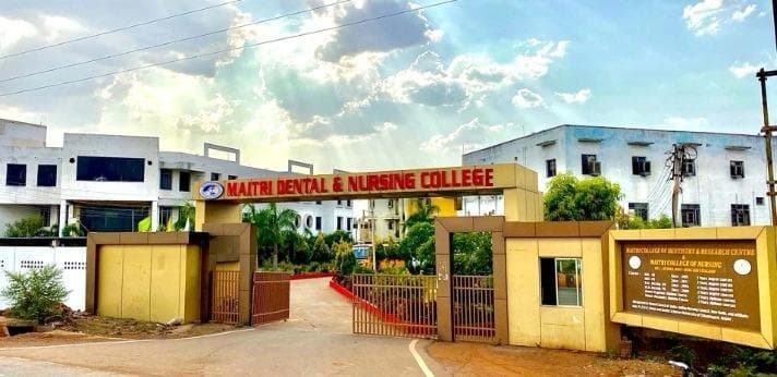 Maitri Dental College Durg-image
