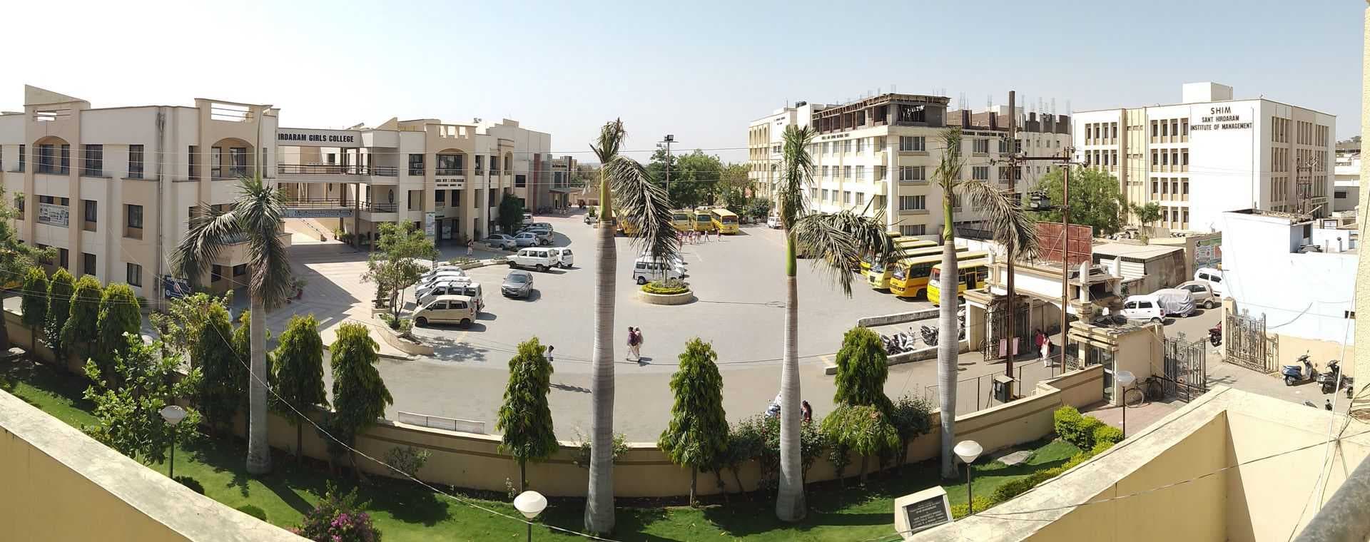 Sant Hirdaram Girls College-image