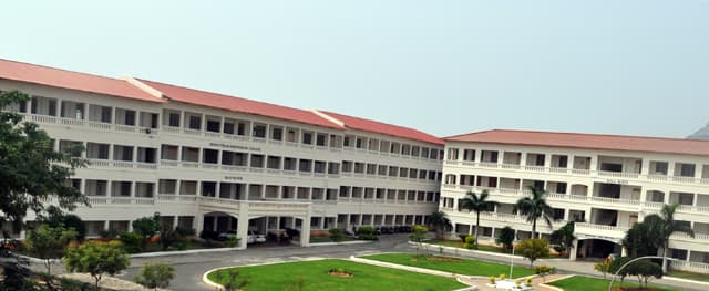 Sengunthar Engineering College-image