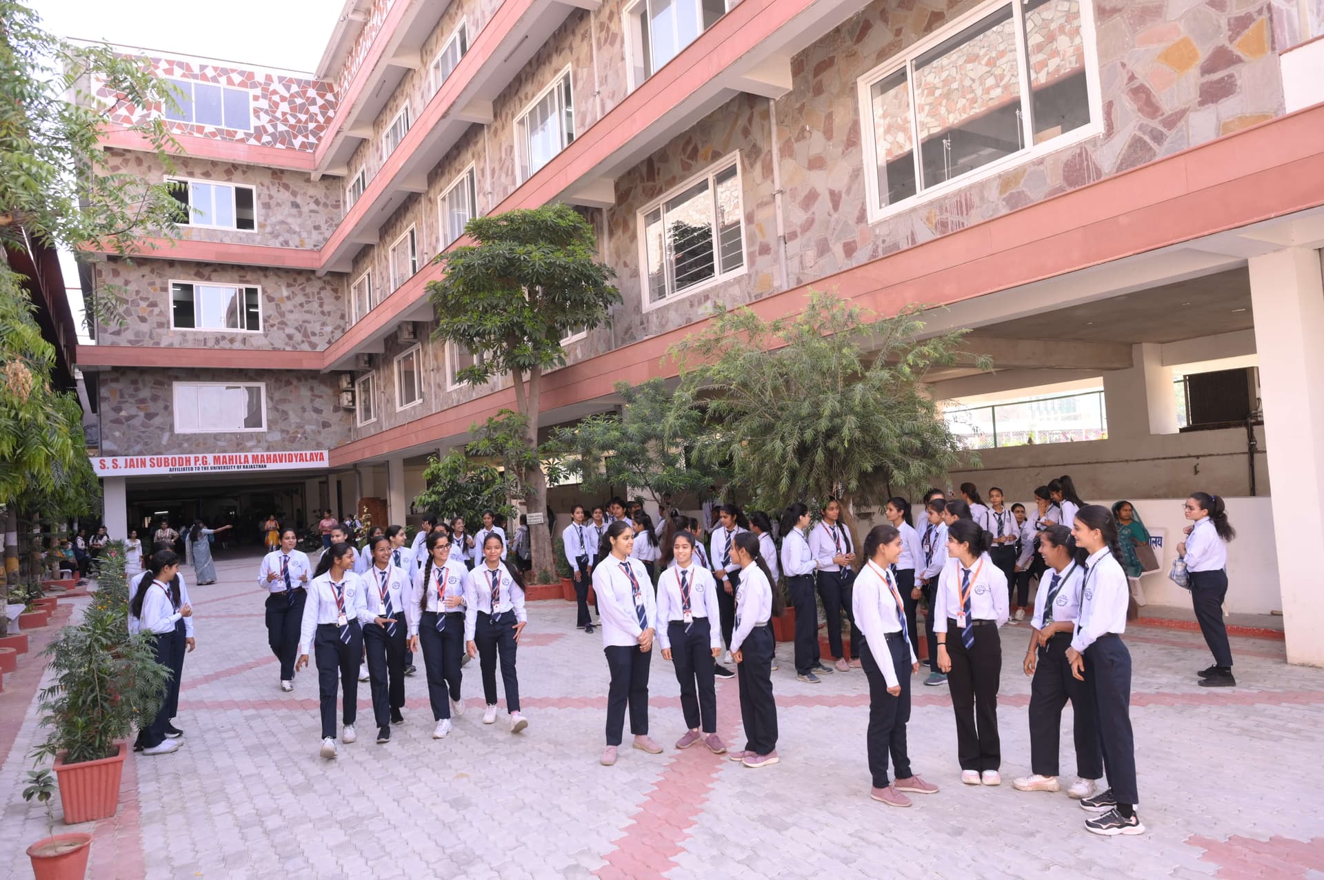 S.S. Jain Subodh P.G. Mahila Mahavidyalaya-image
