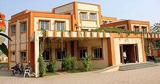 Tolani Motwane Institute of Law-gallery-image-1