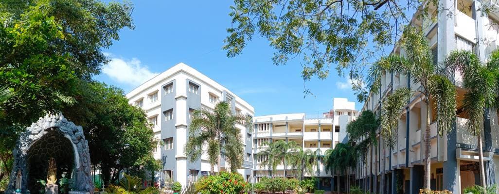 Chevalier T. Thomas Elizabeth College for Women-image