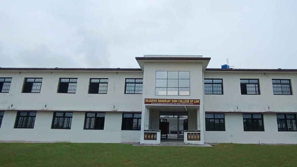 Rajarshi Rananjay Sinh College of Pharmacy-gallery-image-1