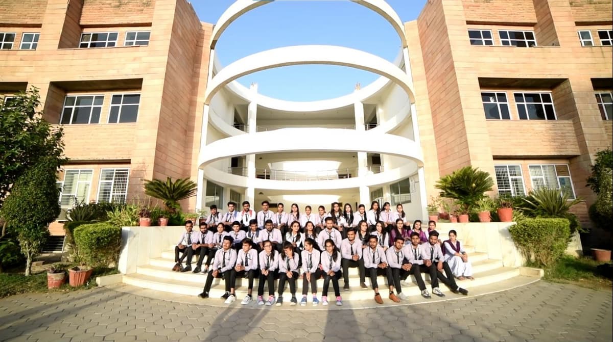 GD Memorial College of Pharmacy-gallery-image-4