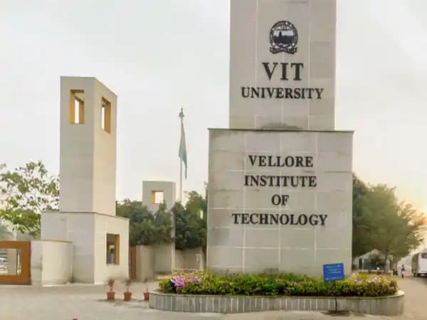 VIT University Chennai-image