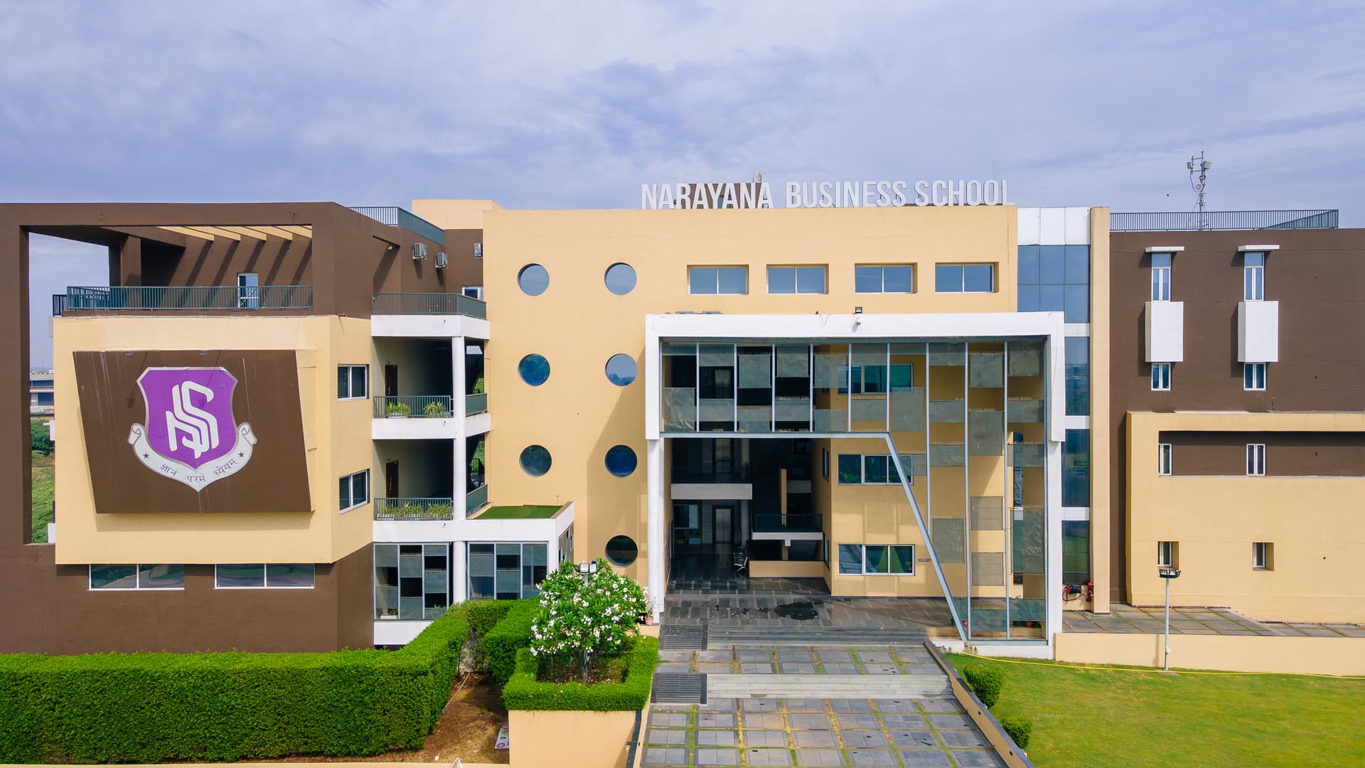 Narayana Business School-image
