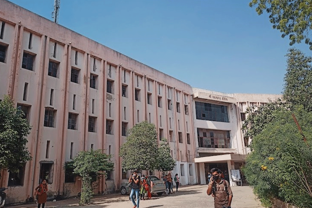 Shree Sahajanand Arts & Commerce College-image