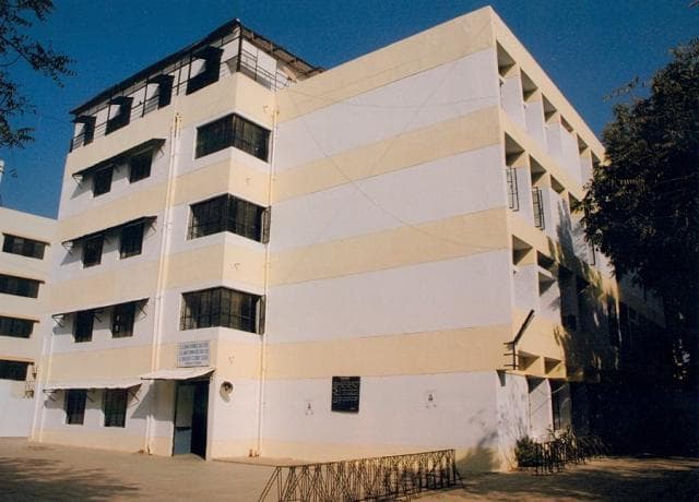 C. U. Shah Commerce College-gallery-image-2