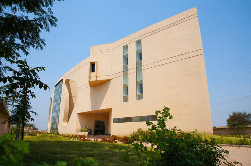Lal Bahadur Shastri Institute of Technology and Management-image