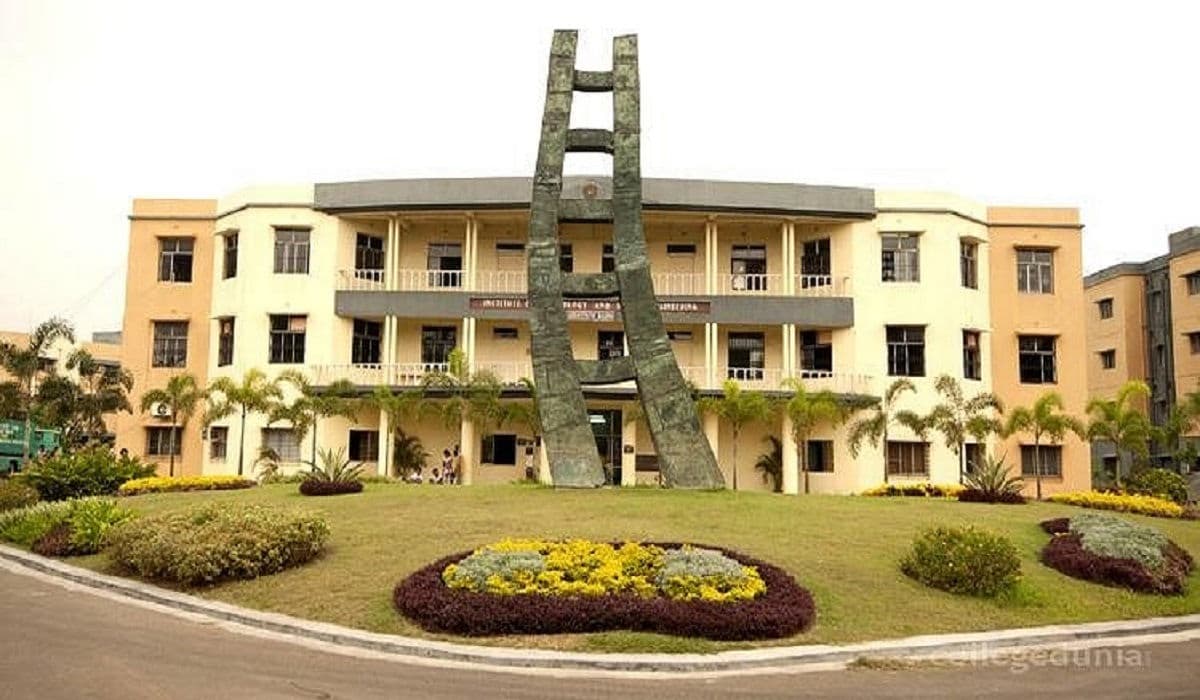 Neotia Institute of Technology Management and Science-gallery-image-0