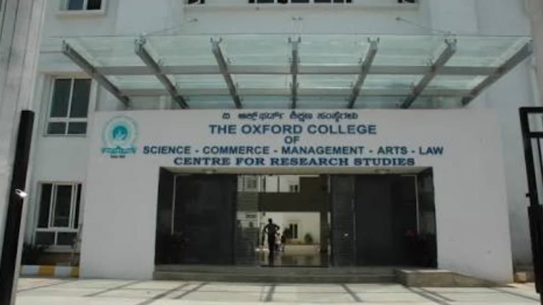 The Oxford College of Arts-image