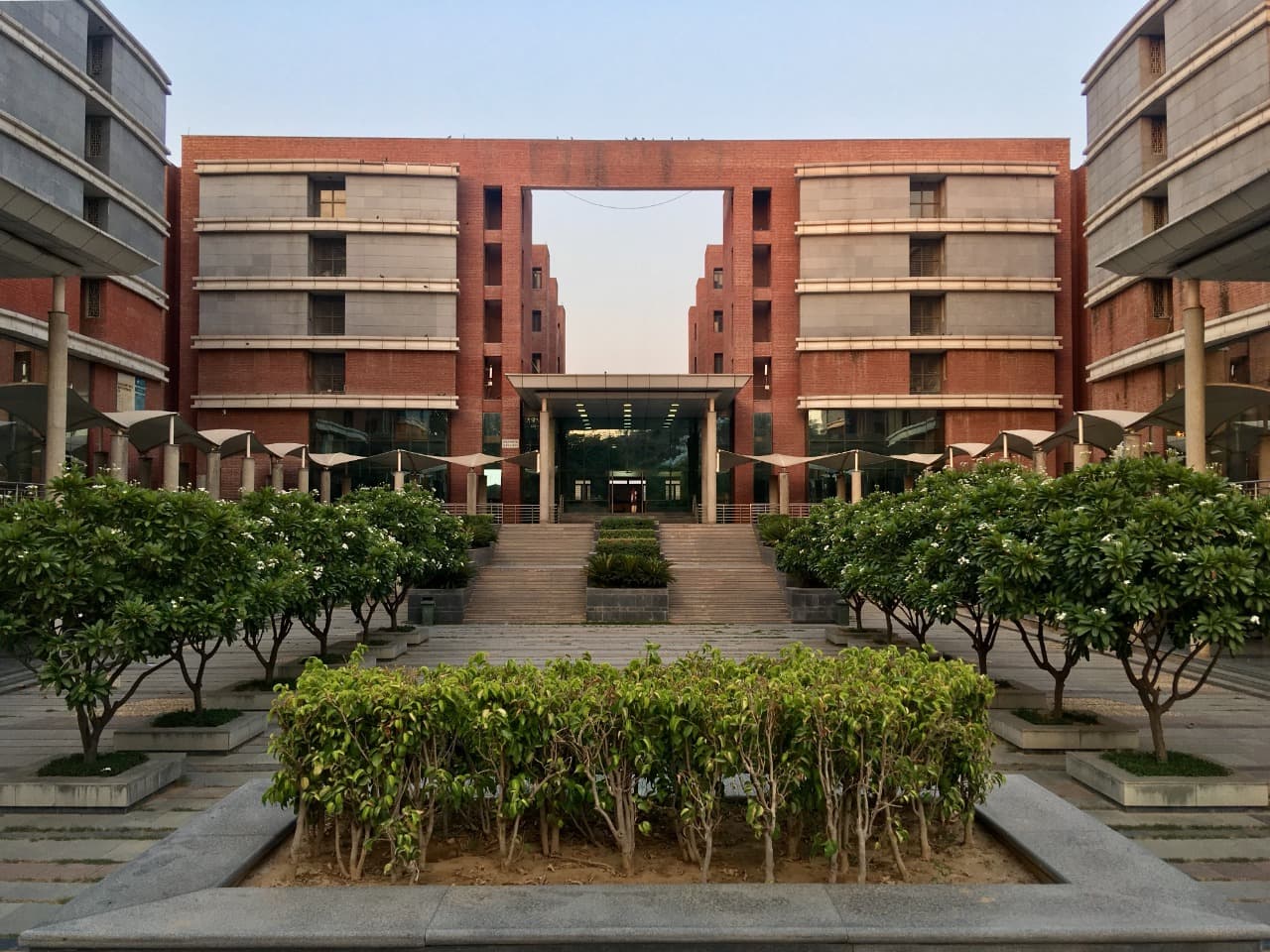Amity University Gurgaon-image