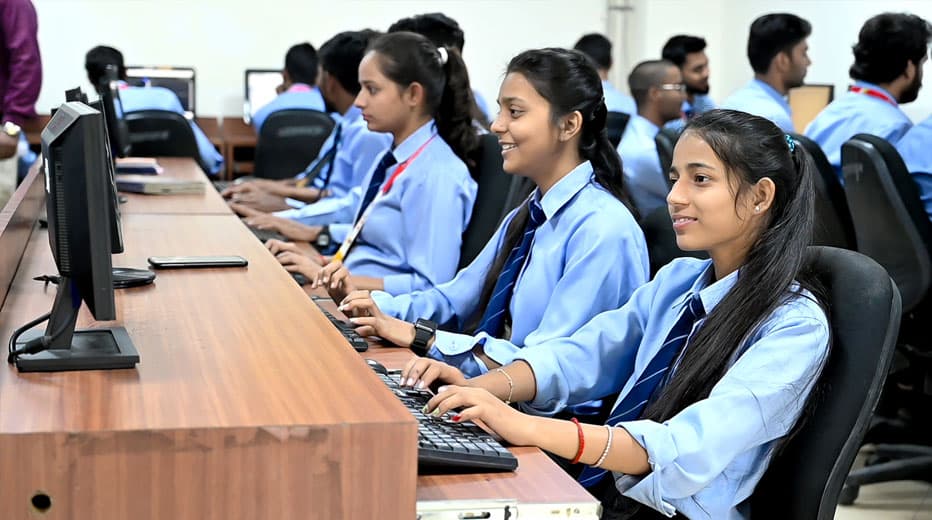 AIHE Lucknow-gallery-image-1