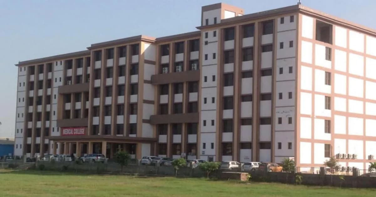 Adesh Nursing College, Mukandpur-gallery-image-0