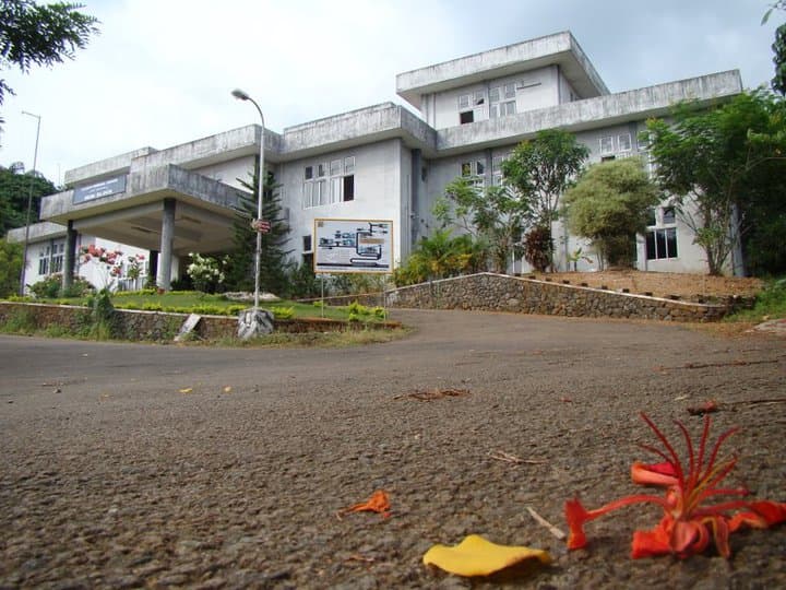College of Engineering, Kidangoor-image