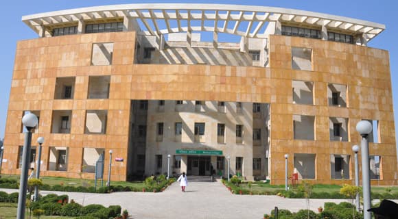 Bhagat Phool Singh Mahila Vishwavidyalaya-image