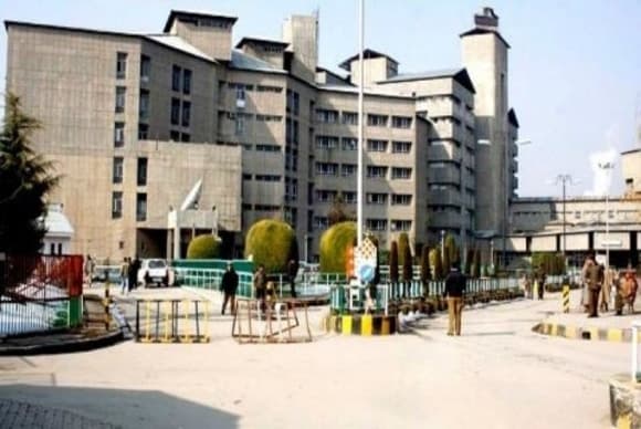 SKIMS Srinagar-gallery-image-4