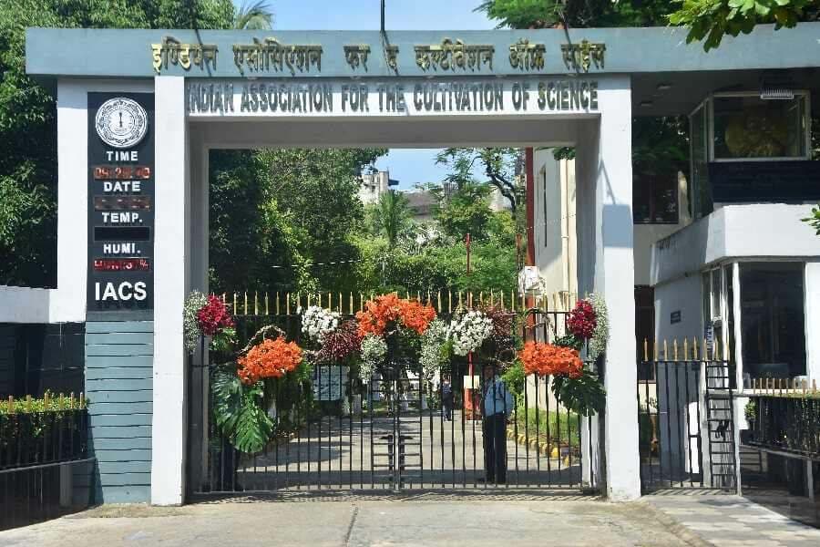 IACS Kolkata-gallery-image-2