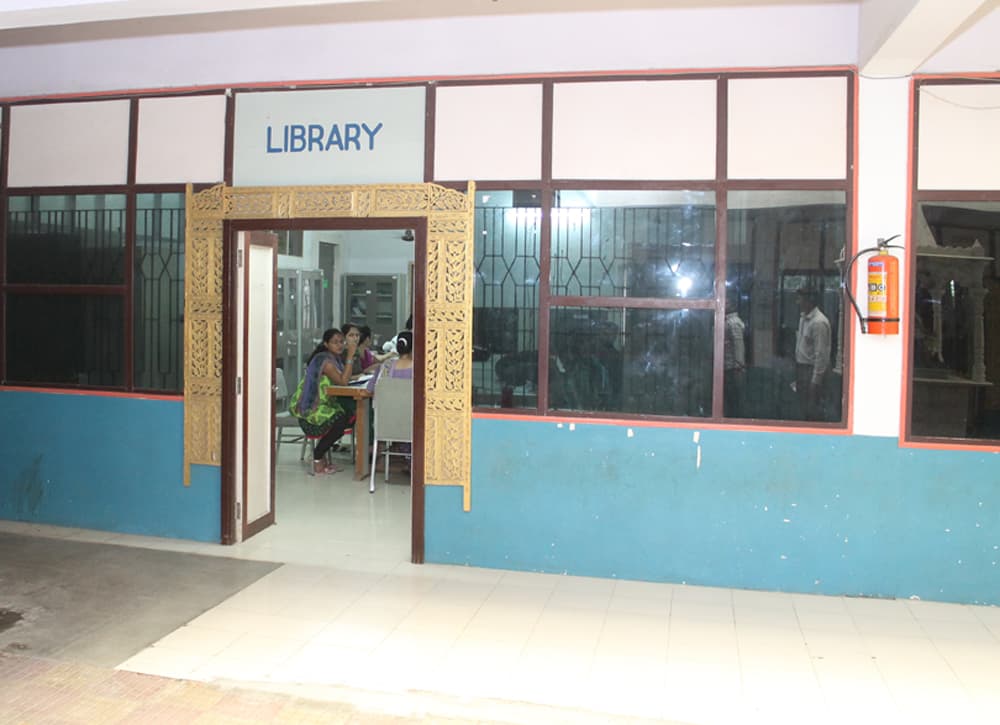 S.V.E.T. College-image