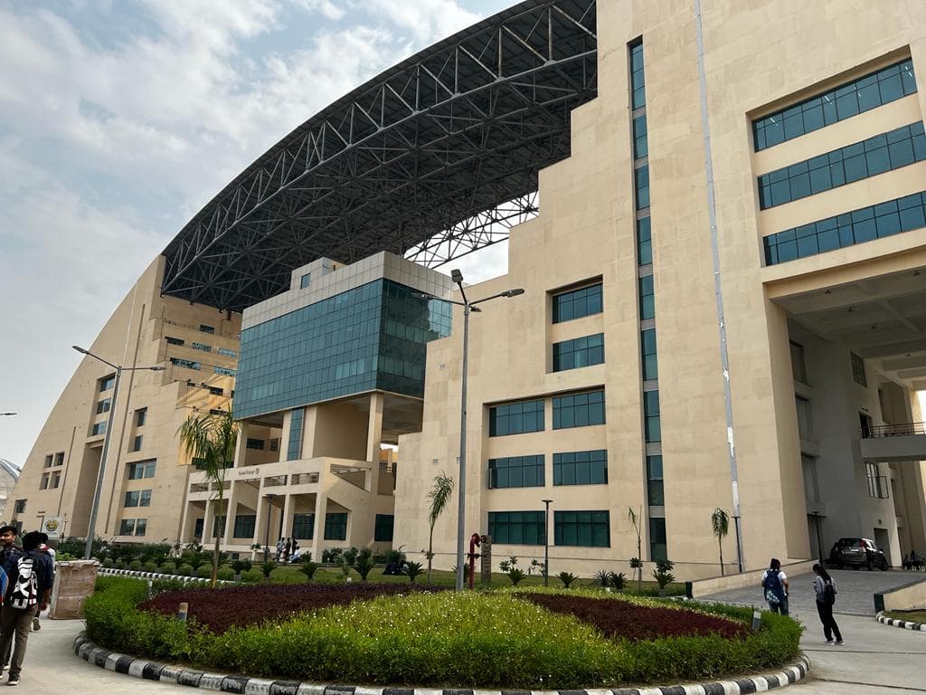 GGSIPU EAST DELHI CAMPUS-image
