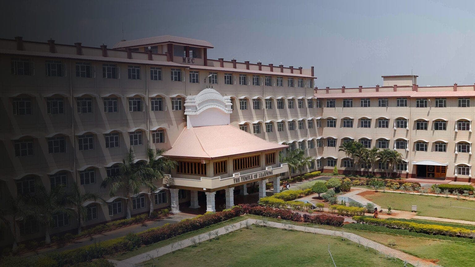 Mahendhira College of Education Salem-image