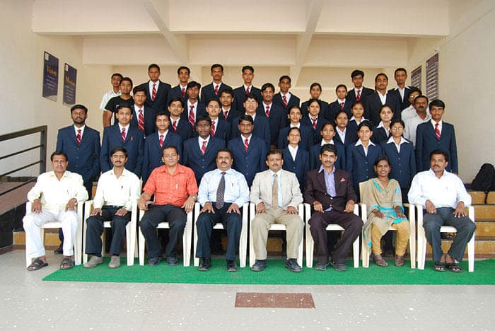 Vishwakarma Dadasaheb Chavan Institute Of Management And Research-image