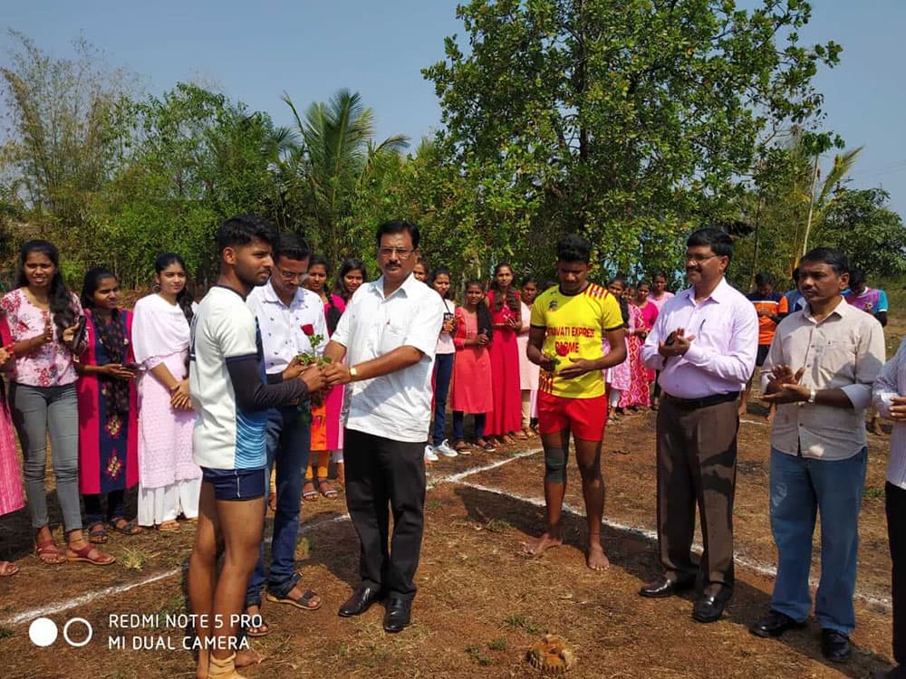 L.S. Halbe College, Dodamarg-gallery-image-1