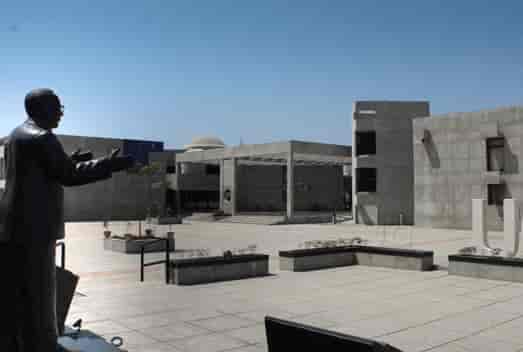 BAOU-gallery-image-0