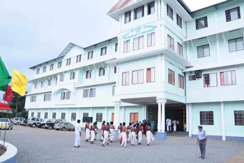 Holy Cross College-gallery-image-0