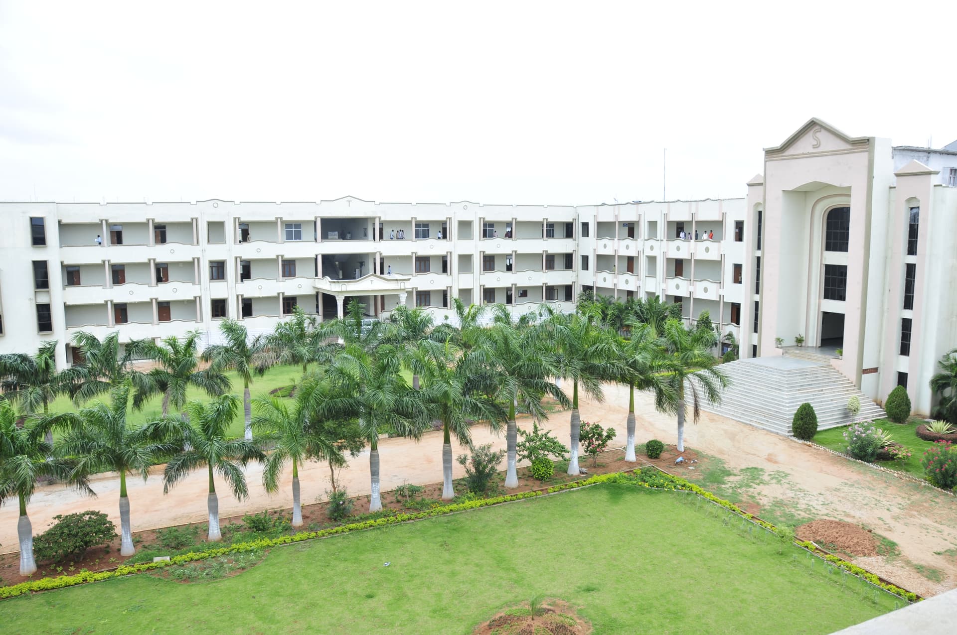 Scient Institute of Technology, Ibrahimpatnam-image