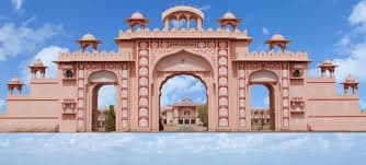 Shri Bhawani Niketan Law College-image